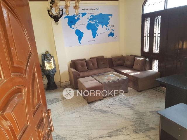 Flat for sale in East Delhi, Deri