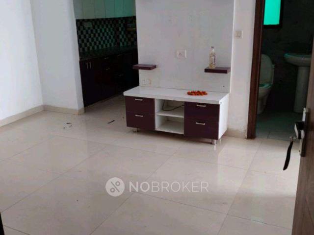 Flat for rent in South Delhi, Deri