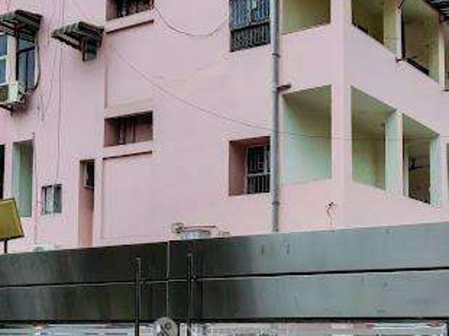 Flat for sale in North Delhi, Deri