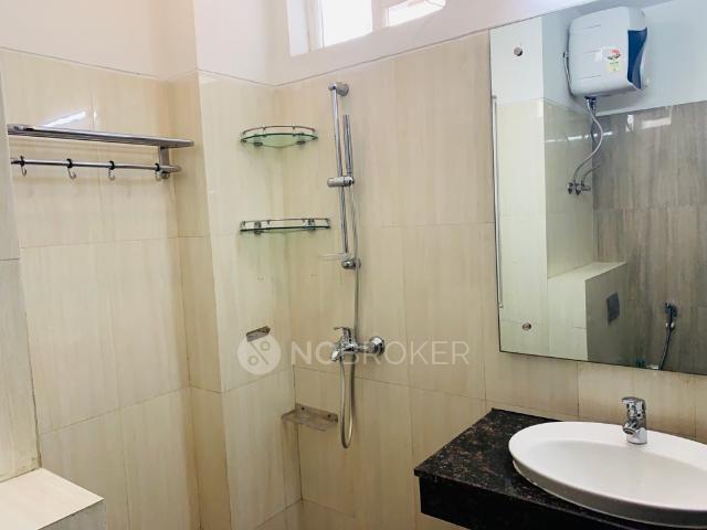 Flat for rent in Hariana