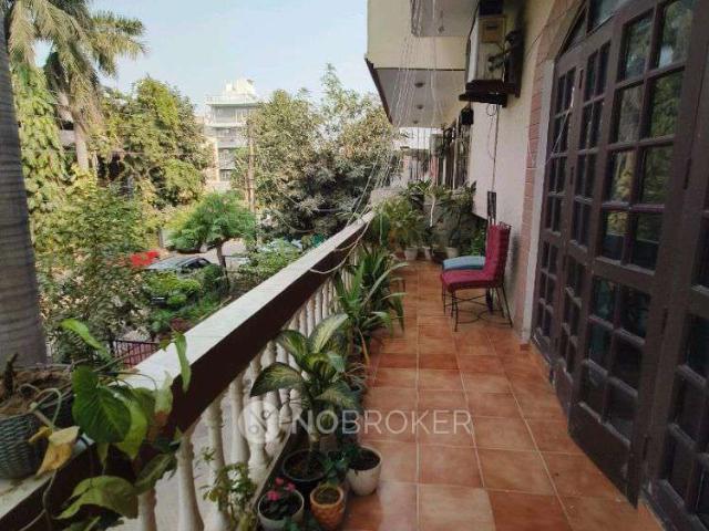 Flat for rent in Hariana