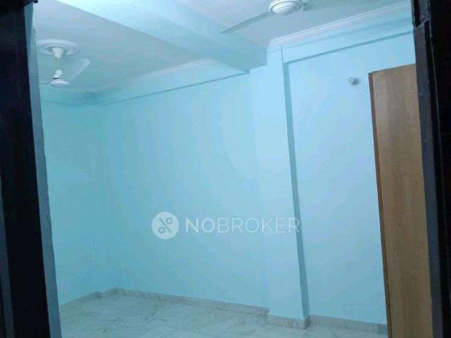 Flat for rent in South Delhi, Deri
