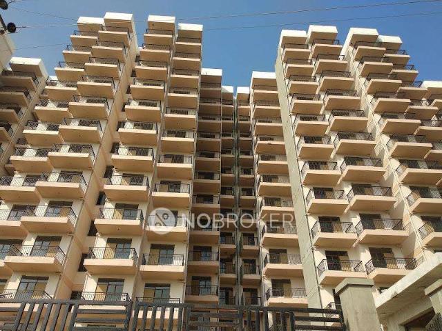 Flat for rent in Hariana
