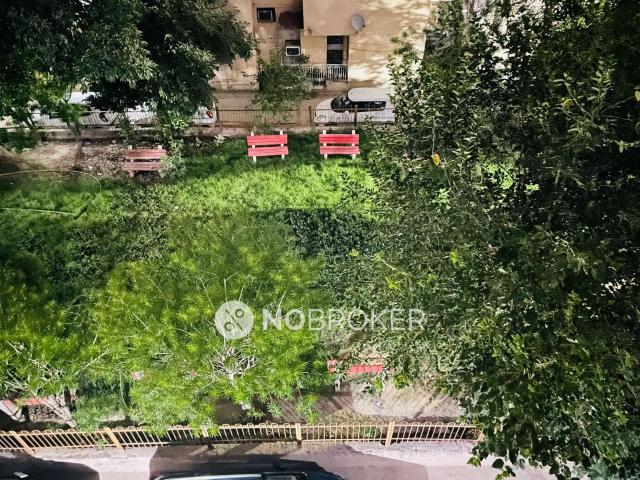 Flat for rent in West Delhi, Deri