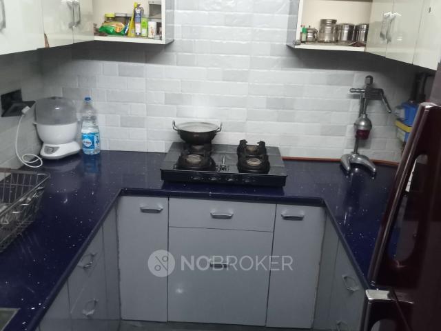 Flat for sale in North West Delhi, Deri