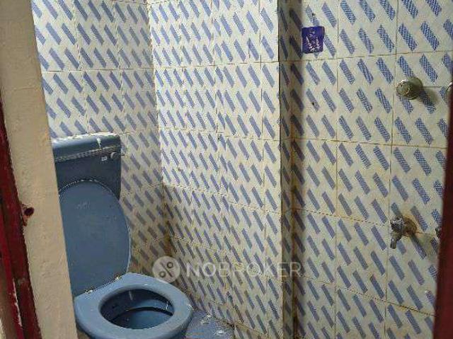 Flat for rent in Adyar, Tamil Nadu