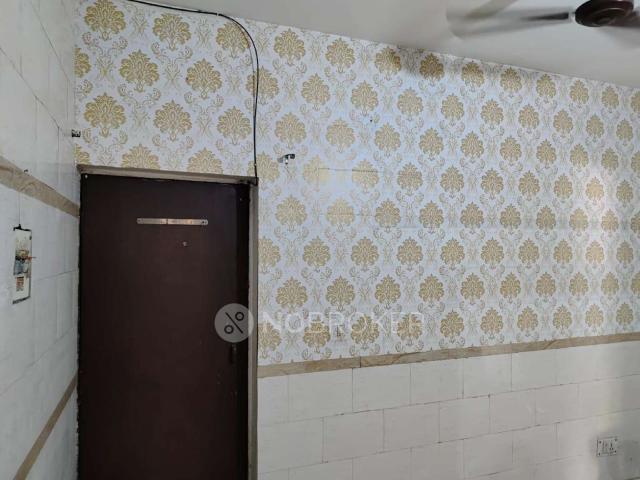 Flat for rent in Deri