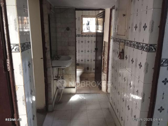 Flat for rent in West Delhi, Deri