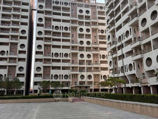 Flat for rent in North Delhi, Deri