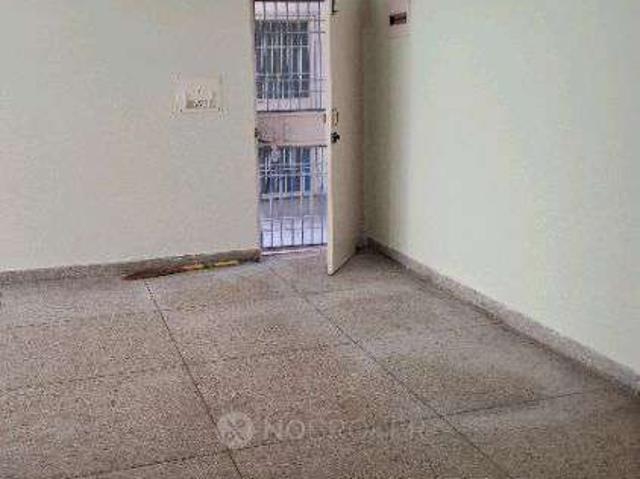 Flat for rent in East Delhi, Deri
