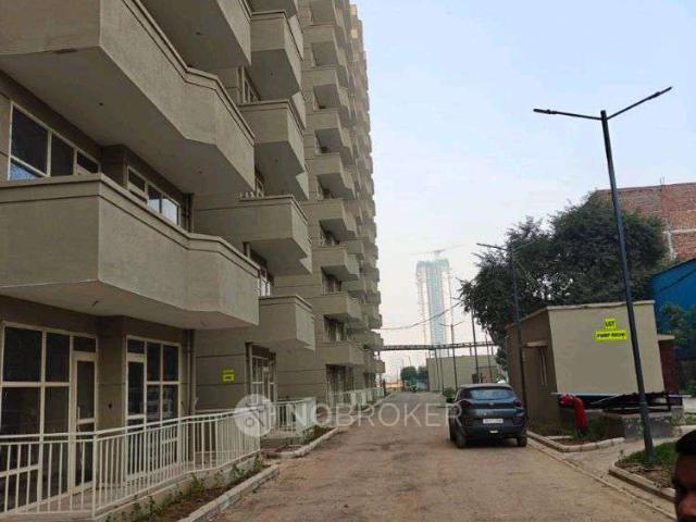 Flat for rent in Hariana