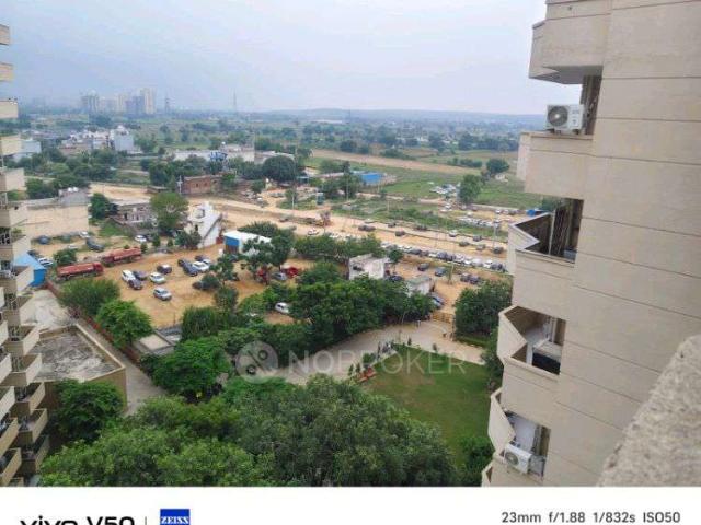 Flat for rent in Hariana