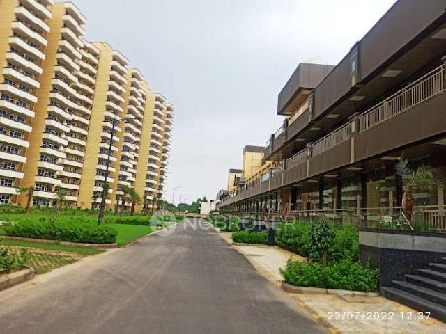 Flat for rent in Hariana