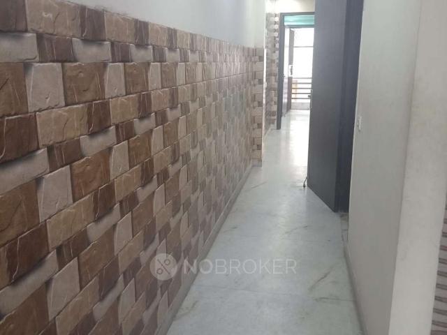 Flat for rent in West Delhi, Deri