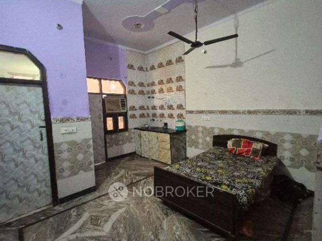 Flat for rent in North Delhi, Deri