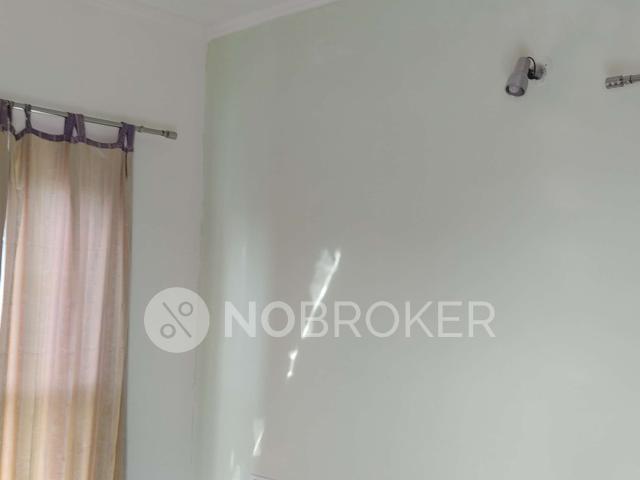 Flat for rent in Deri