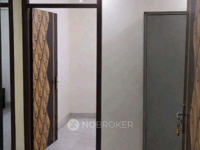 Flat for rent in Deri