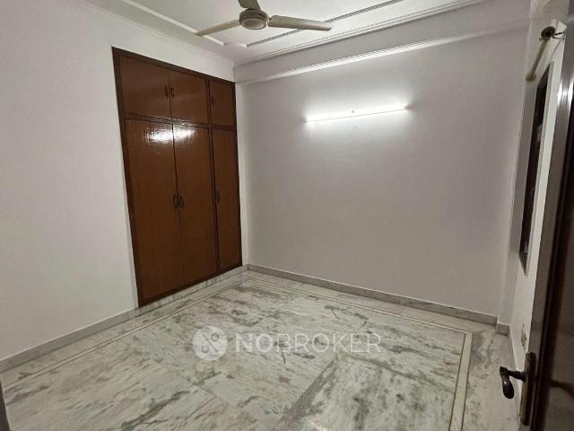 Flat for rent in South Delhi, Deri