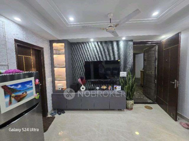 Flat for rent in South Delhi, Deri