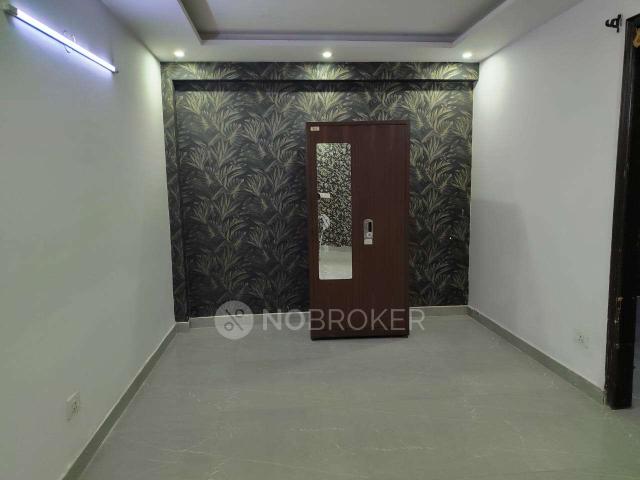 Flat for rent in South Delhi, Deri