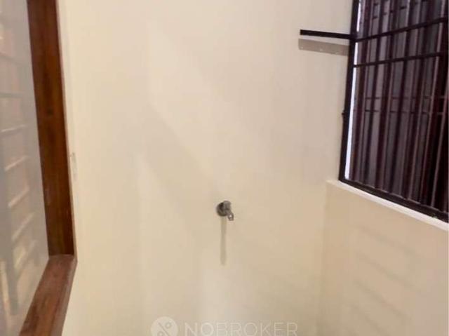 Flat for rent in West Delhi, Deri