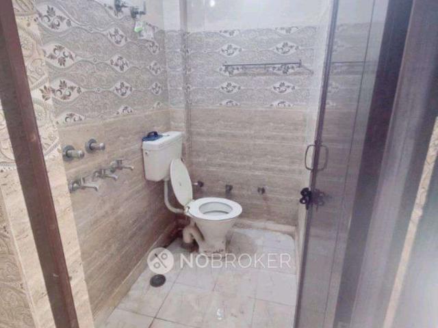 Flat for rent in West Delhi, Deri