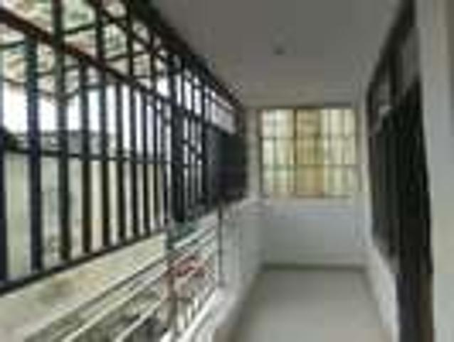Flat for rent in South Delhi, Deri