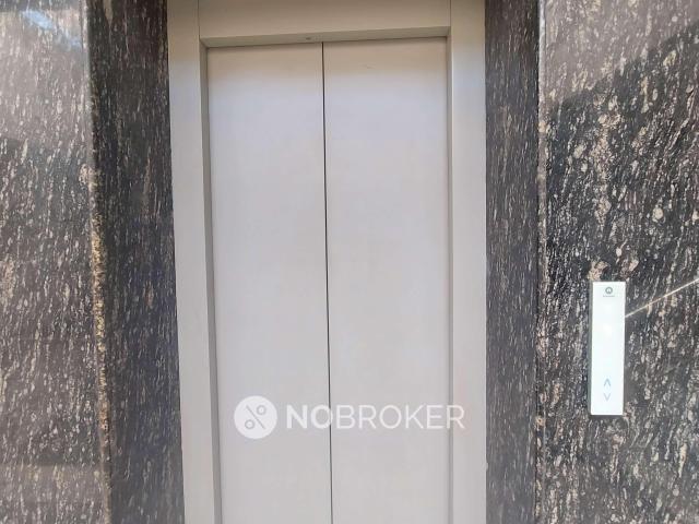 Flat for sale in West Delhi, Deri