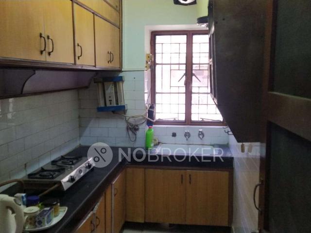 Flat for rent in Deri