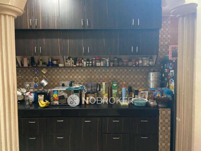Flat for rent in Deri