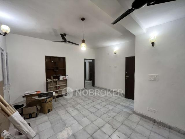 Flat for rent in Deri