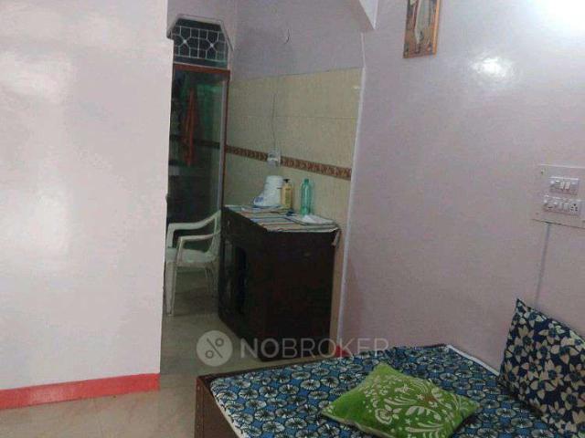 Flat for rent in West Delhi, Deri