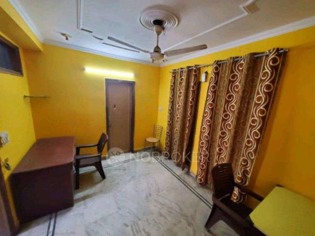 Flat for rent in West Delhi, Deri
