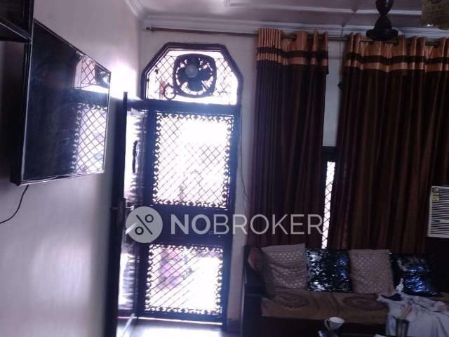 Flat for rent in North Delhi, Deri