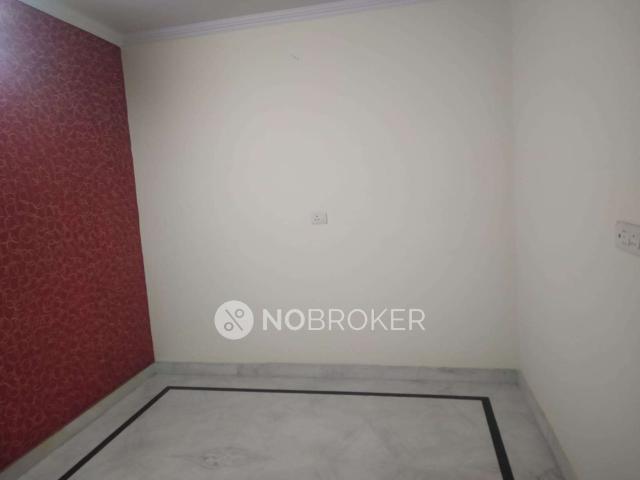 Flat for rent in East Delhi, Deri