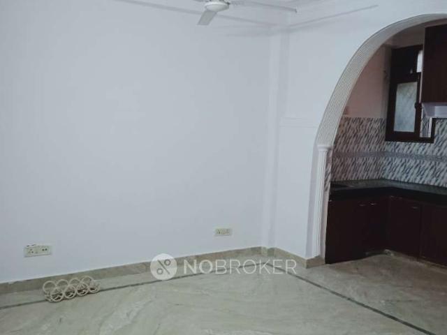 Flat for rent in Deri