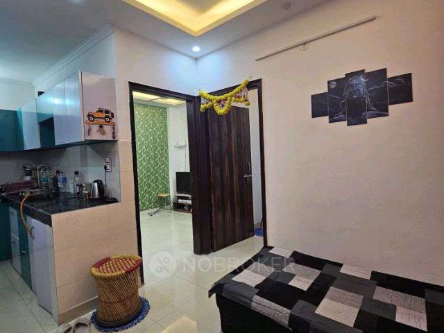 Flat for sale in South West Delhi, Deri