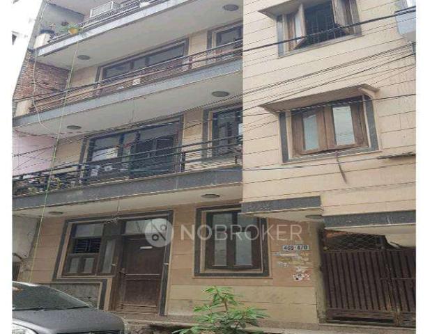 Flat for sale in Nawada, Delhi