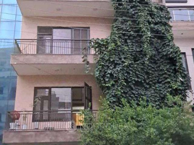 Flat for rent in Hariana