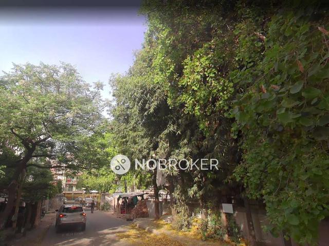 Flat for rent in South West Delhi, Deri