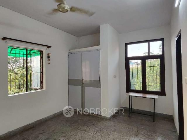 Flat for rent in North Delhi, Deri