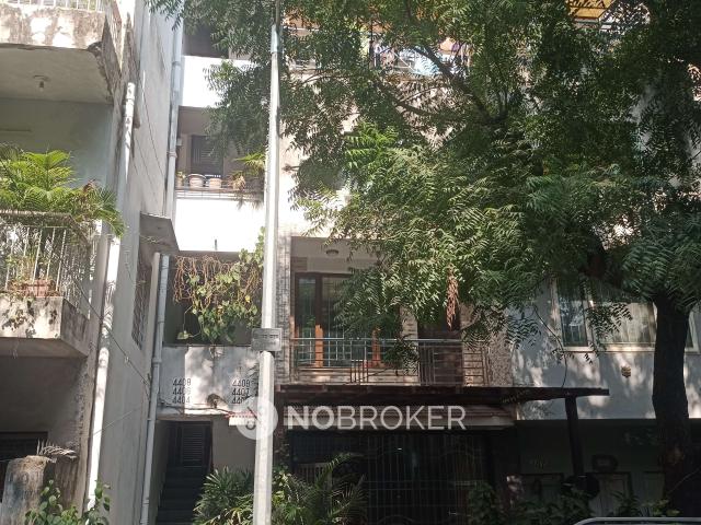 Flat for rent in South Delhi, Deri