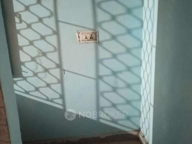 Flat for rent in West Delhi, Deri