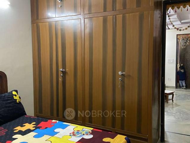 Flat for rent in West Delhi, Deri