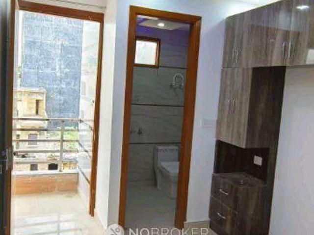 Flat for rent in West Delhi, Deri