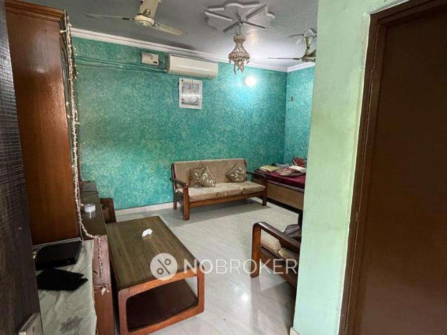 Flat for sale in North West Delhi, Deri