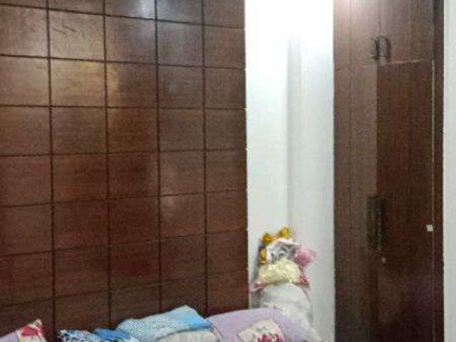 Flat for sale in South West Delhi, Deri