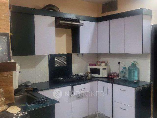 Flat for rent in West Delhi, Deri