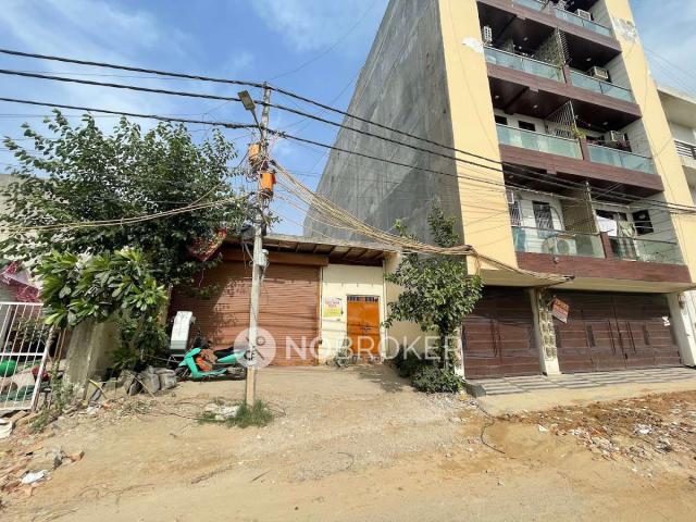 Flat for sale in Dwarka, Delhi
