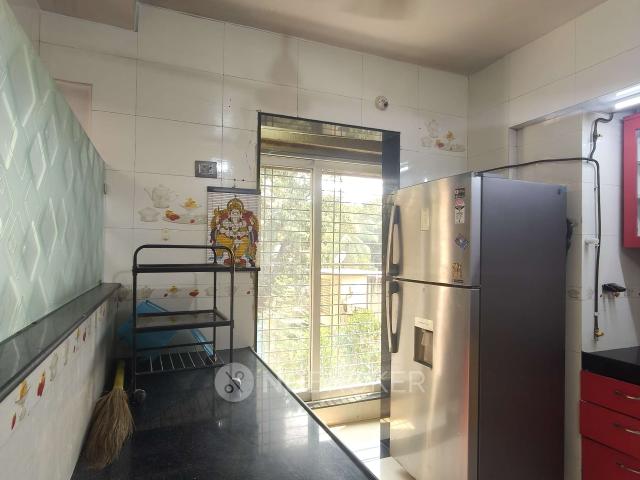 Flat for rent in Naupada, Thane